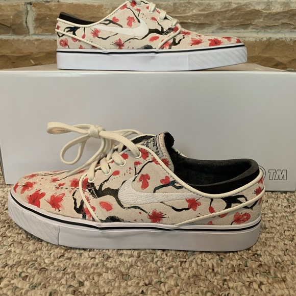 nike sb cherry blossom hat